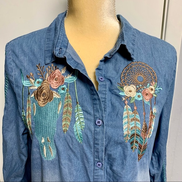 FASHION U CHAMBRAY FADED BUTTON DOWN EMBROIDERED DRESS SIZE M - Picture 2 of 10